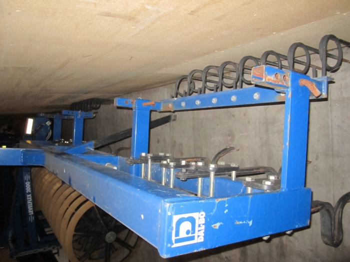 3176 DALBO three pointed linkage boom for example row cleaner