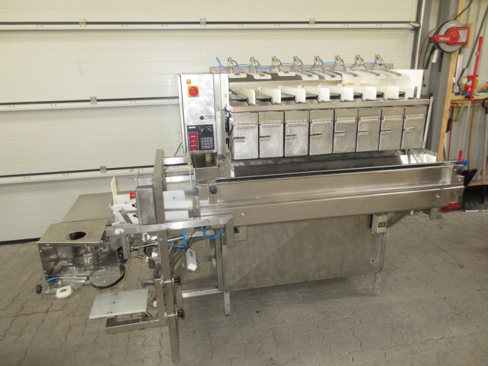 5500 Newtec 2008 with G45 tape twister bagger