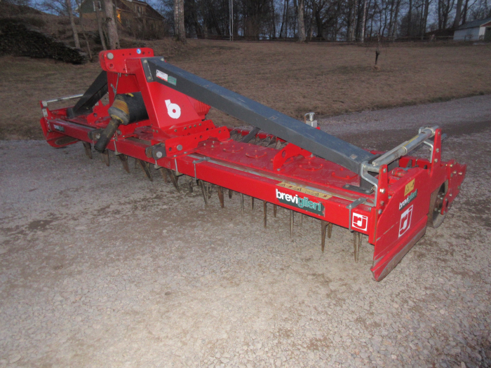 5581 Breviglieri power harrow 4,5 m