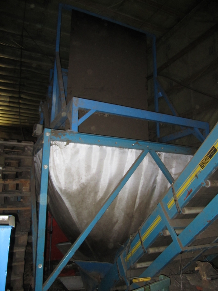 3410 EMVE box turner with trevira sack