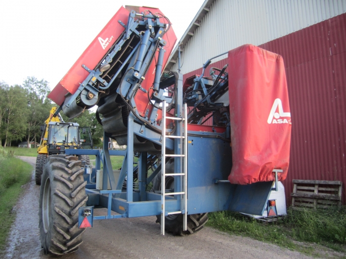 3457 Asa-Lift carrot harvester 1 row trailed elevator