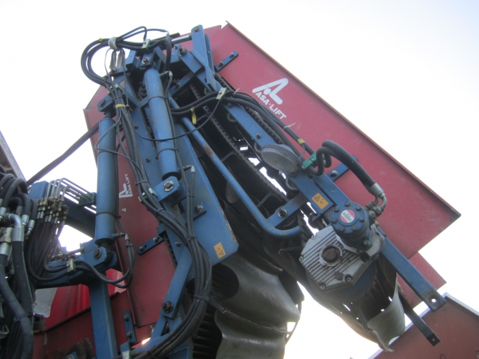 3457 Asa-Lift carrot harvester 1 row trailed elevator