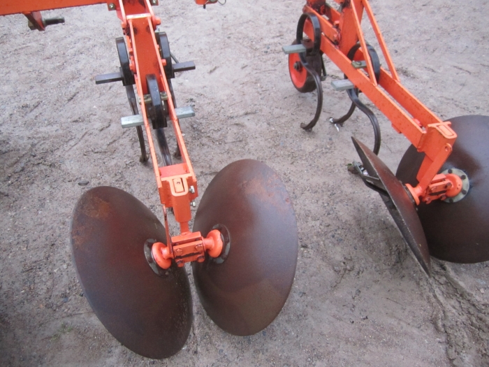 3475 Checchi Magli disc ridger 4 row VR76