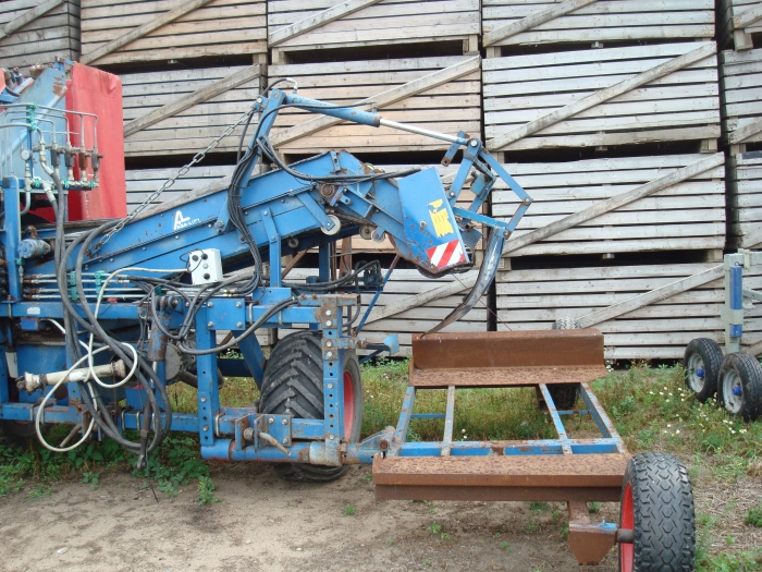 3488 Asa-Lift ST 1200 1 row carrot harvester