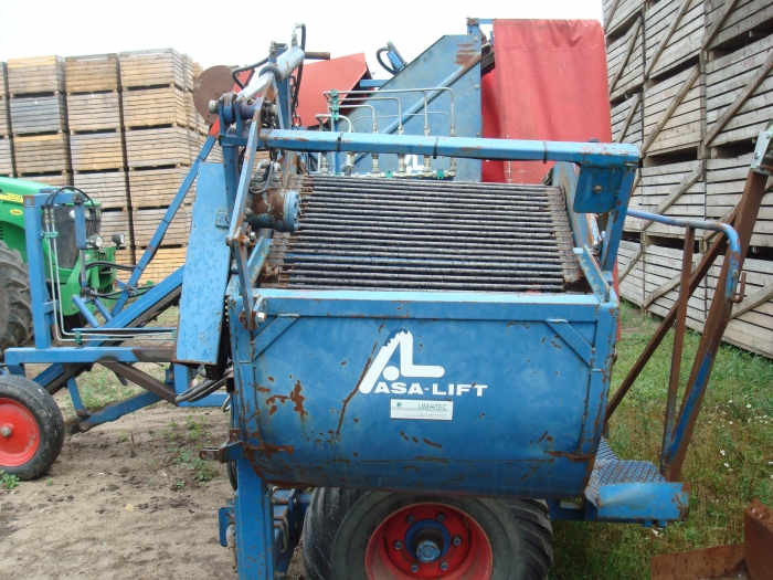 3488 Asa-Lift ST 1200 1 row carrot harvester
