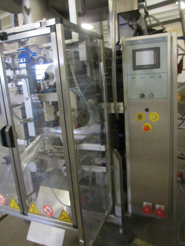 3537 PFM zenith vertical form fill & seal machine