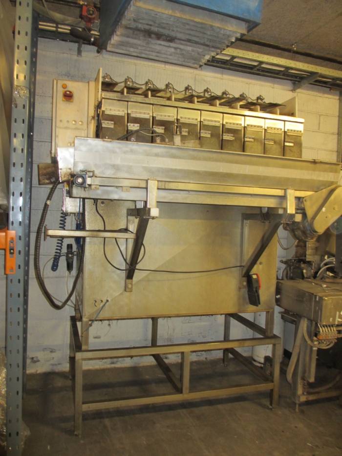 3542 Newtec 2009G computer multi head weigher for carrots