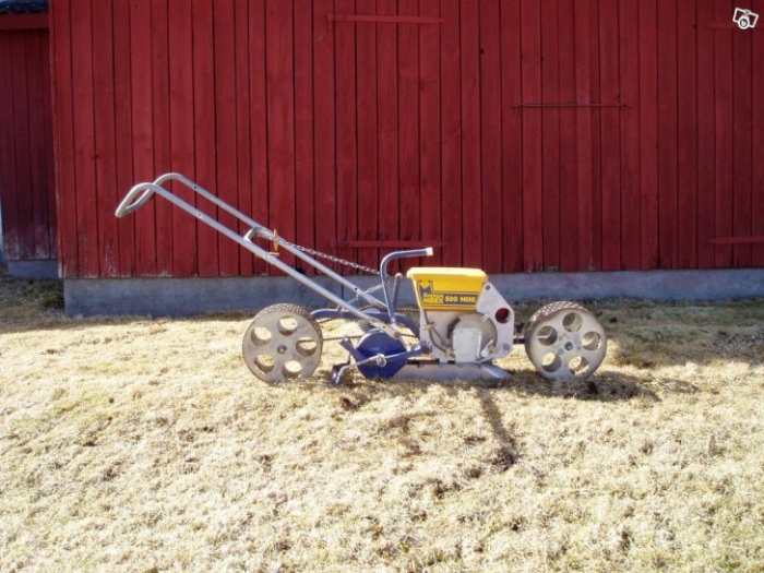 3569 Nibex mini seeding drill hand drawn