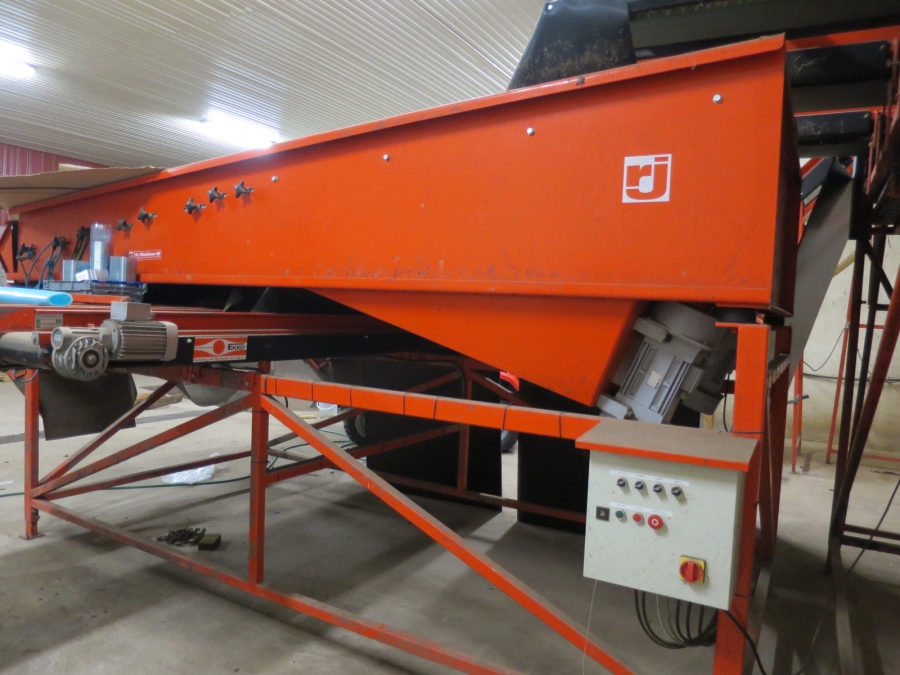 4103 EKKO complete grading and washing line for carrots