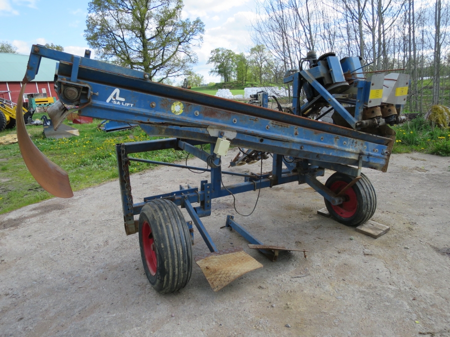 4105 Asa-Lift combi mini carrot harvester 1 row with roller table