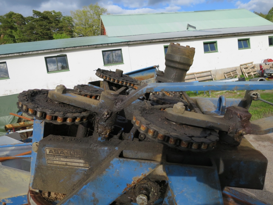4105 Asa-Lift combi mini carrot harvester 1 row with roller table