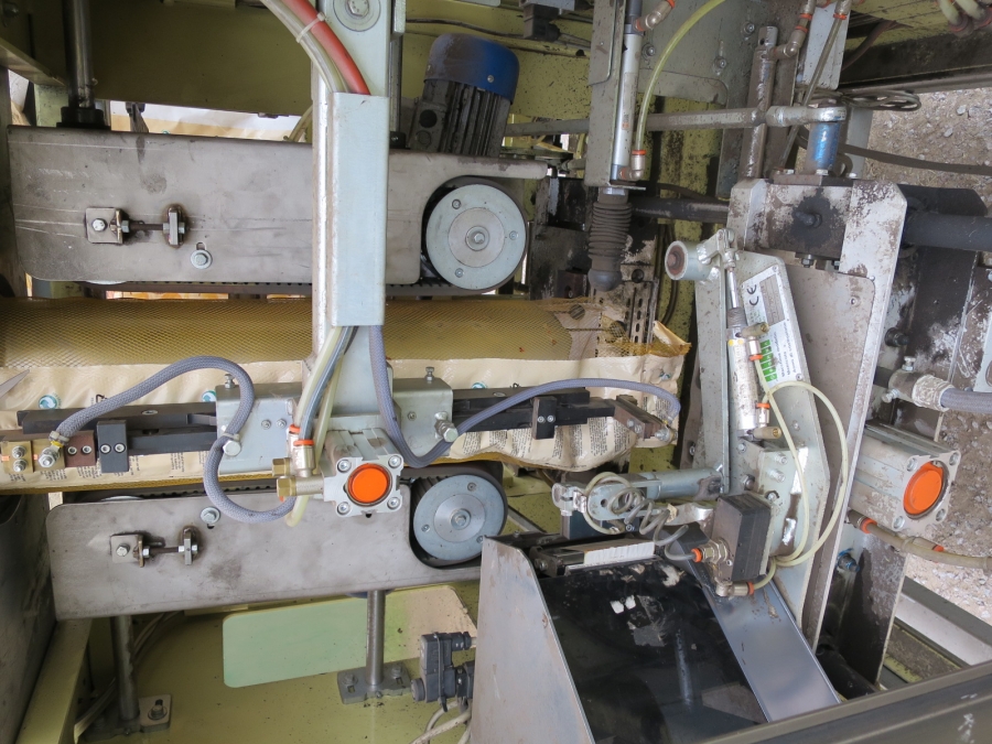 4120 Sorma vertical bagger year 2000