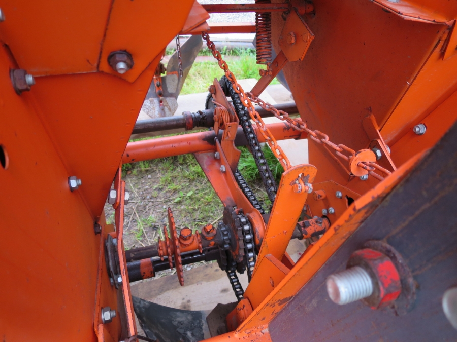 4158 Underhaug Potato planter 2 row 