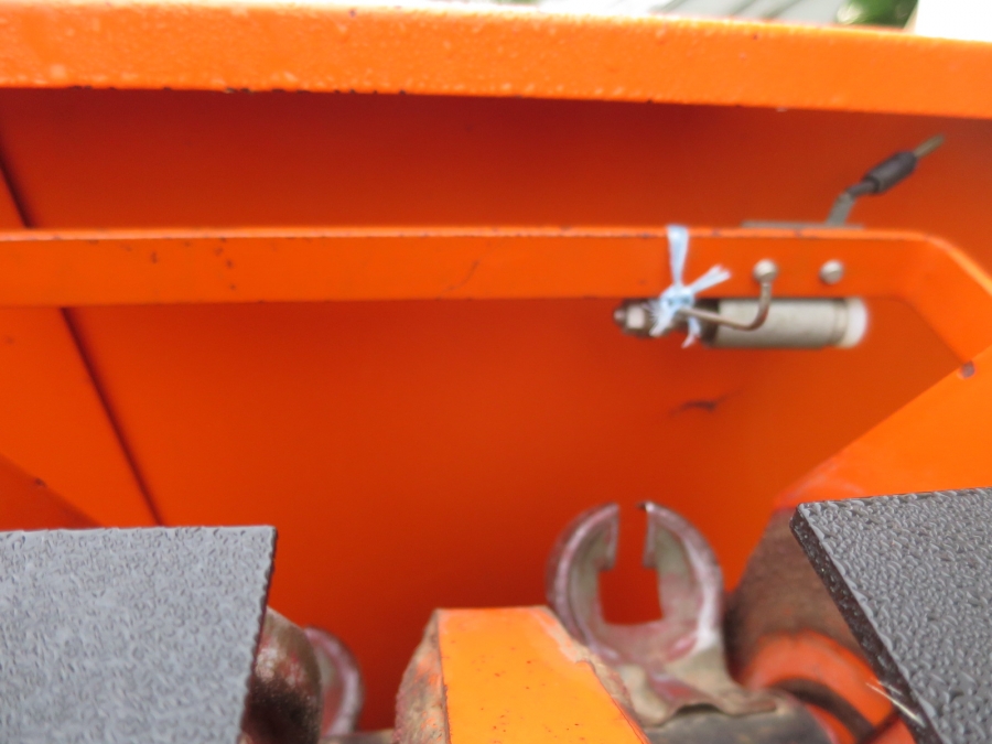 4158 Underhaug Potato planter 2 row 