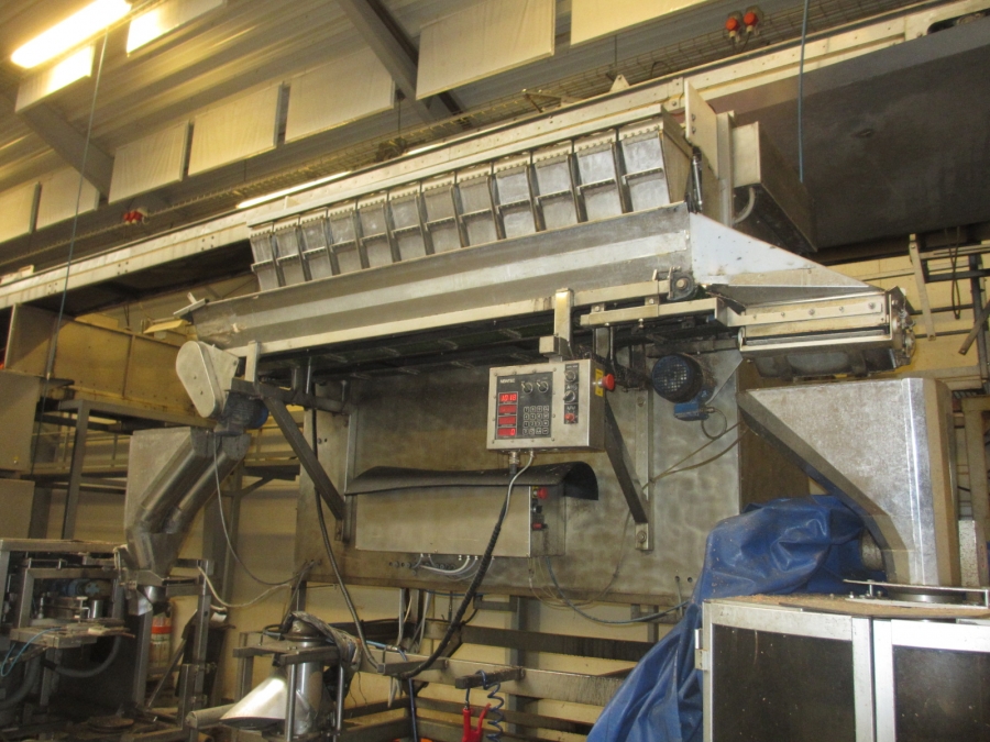 4224 Newtec 2012DG computer weigher for carrots