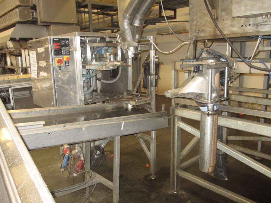 4224 Newtec 2012DG computer weigher for carrots