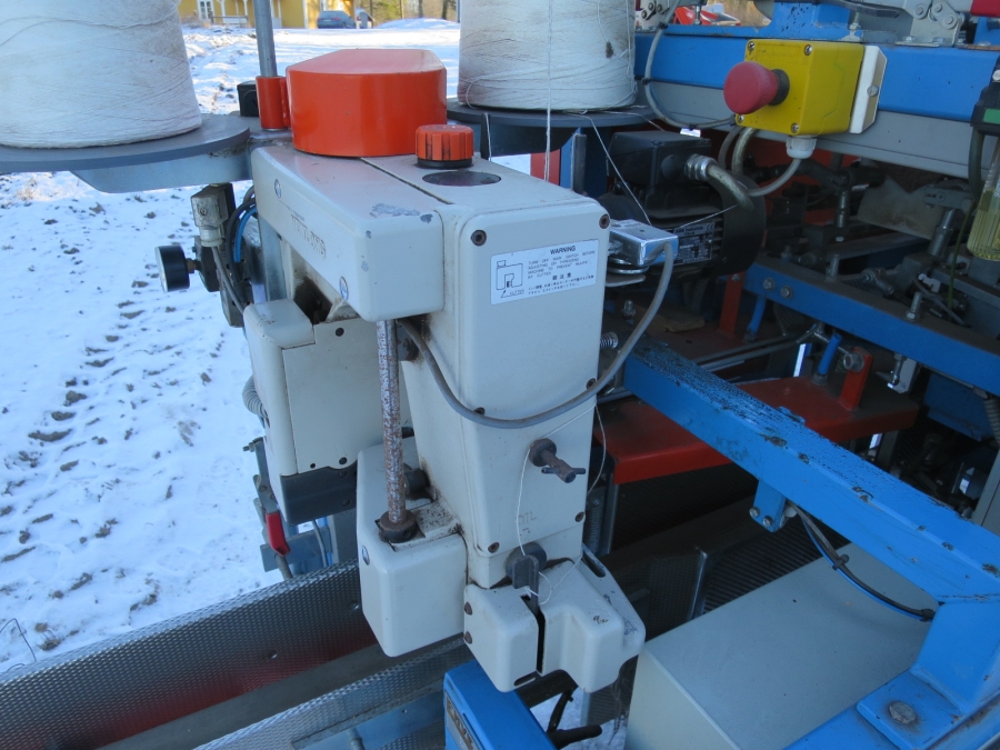 4256 EMVE BE5000 paper bagger