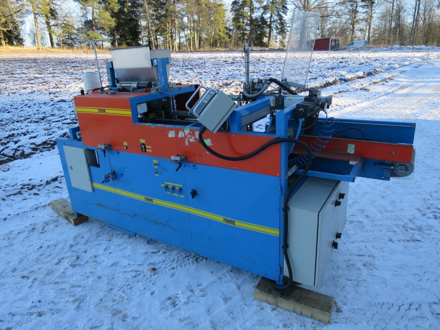 4256 EMVE BE5000 paper bagger