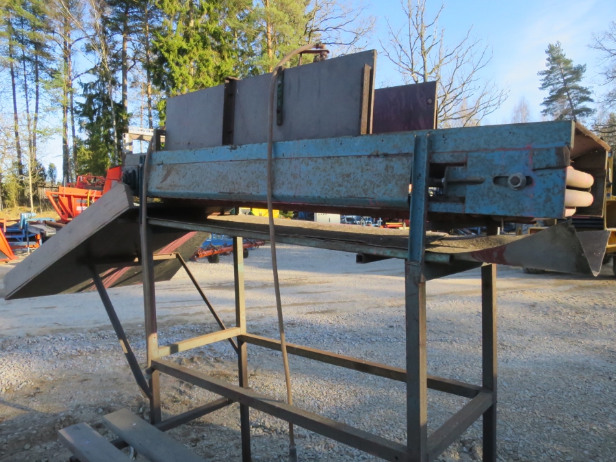 4324 EMVE seed potato spraying line