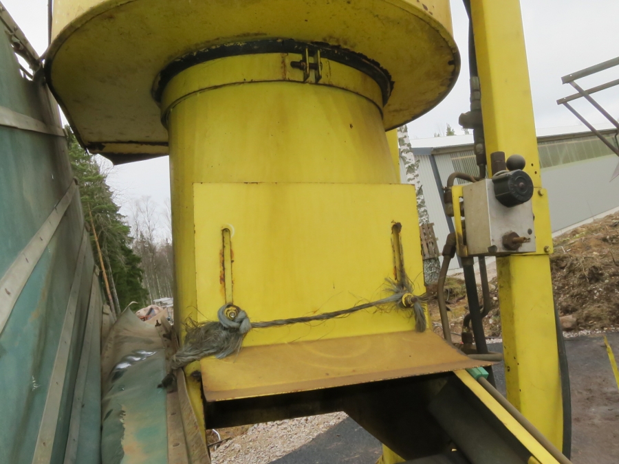 4335 Pixall green bean harvester