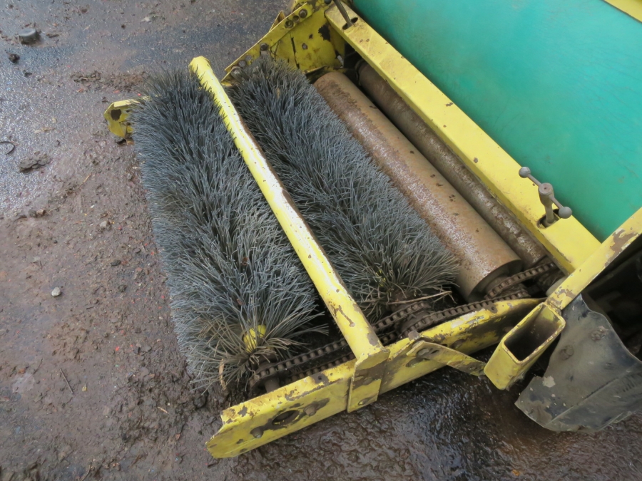 4335 Pixall green bean harvester