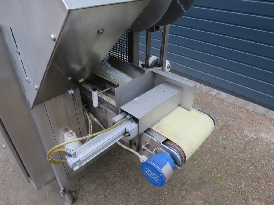 4358 Htech horizontal bagger APF3