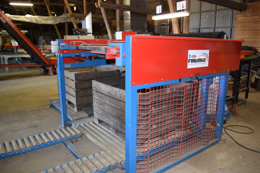 4378 AWETA G2 apple grading line