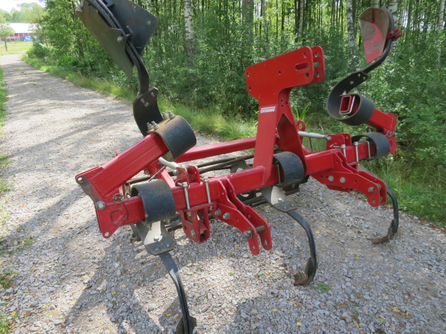 4388 Grimme GFD front ridger 4 row