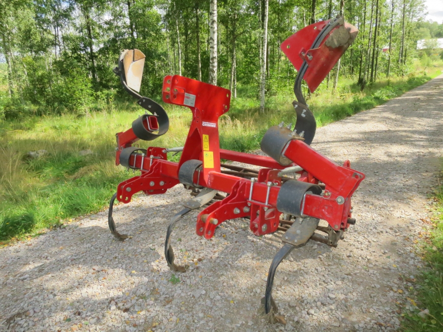 4388 Grimme GFD front ridger 4 row
