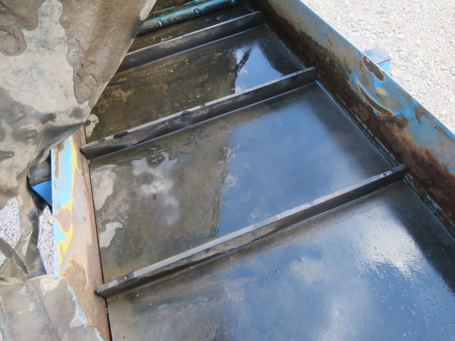 4390 EMVE feeding conveyor 6000x550 mm
