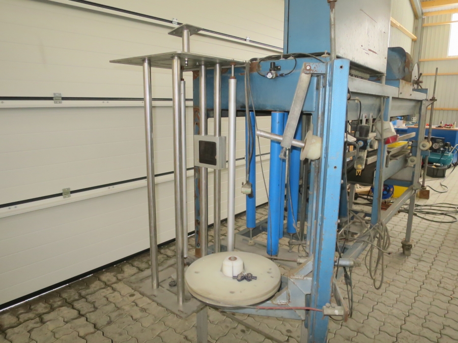 4439 Upmatic Plastic bagging machine 30 S E