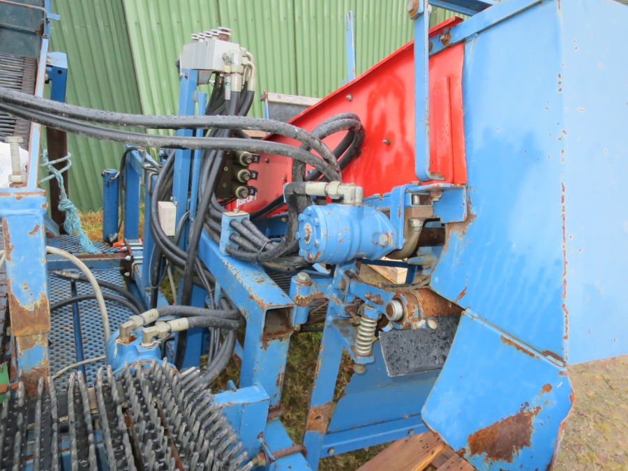 4452 Asa-Lift potato harvester KT-100
