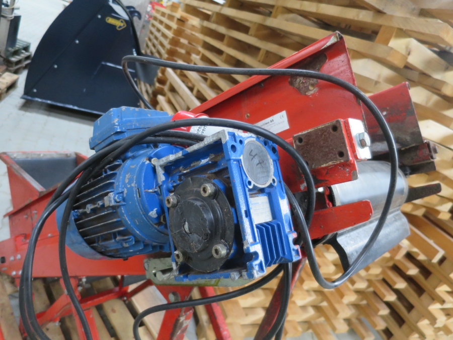 4501 EKKO Conveyor elevator with legs 1600x400 mm