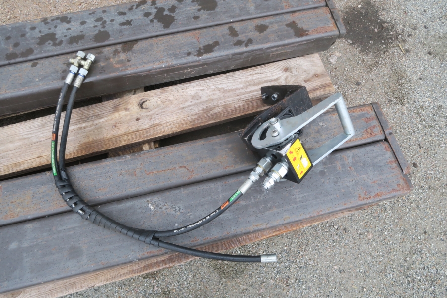 4559 EPK-6 box turner for forklift turning forward