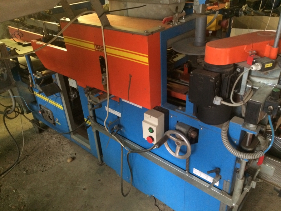 4585 EMVE BE5000 paper bagger