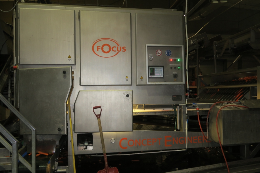 4594 Concept Engineers FOCUS optical grader for carrots potatoes etc