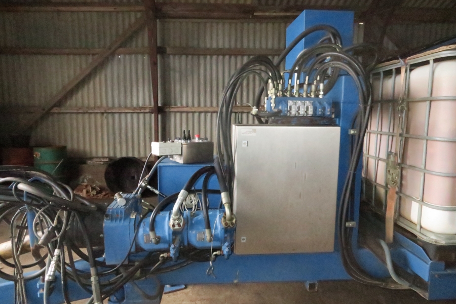 4596 Asa-Lift carrot harvester for bunch carrots