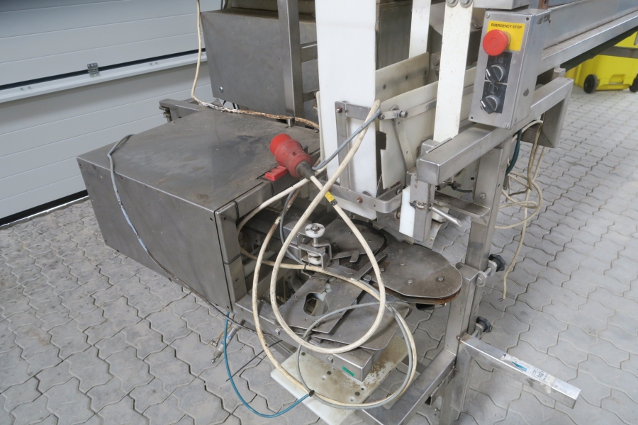 4616  Newtec 2009G Computer weigher for carrots
