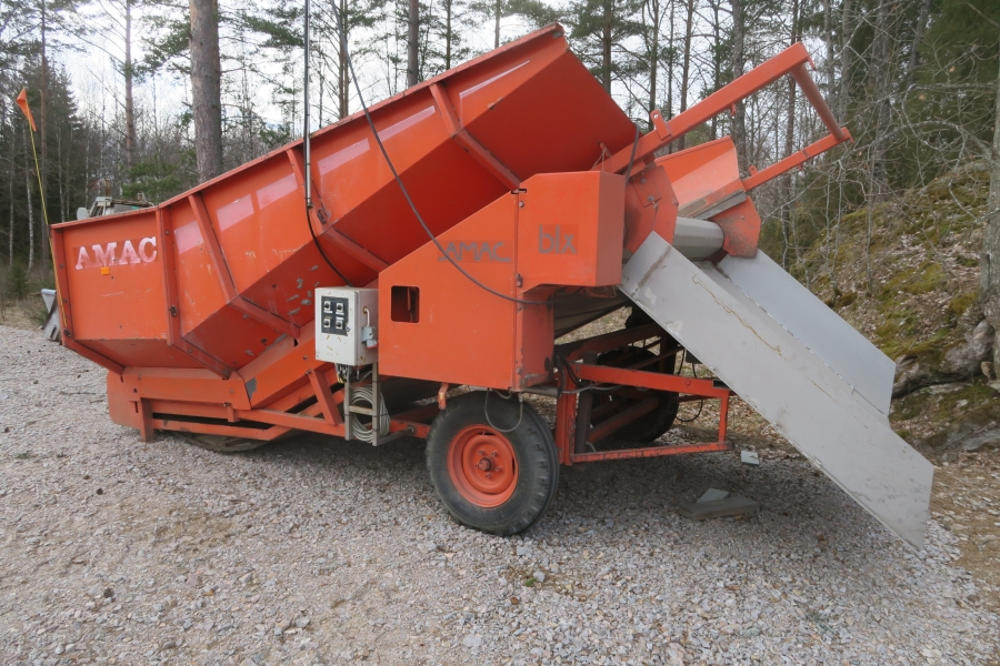 4627 Amac BLX100 receiving hopper