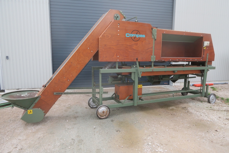 4640 Compas onion grader sorter AS 60