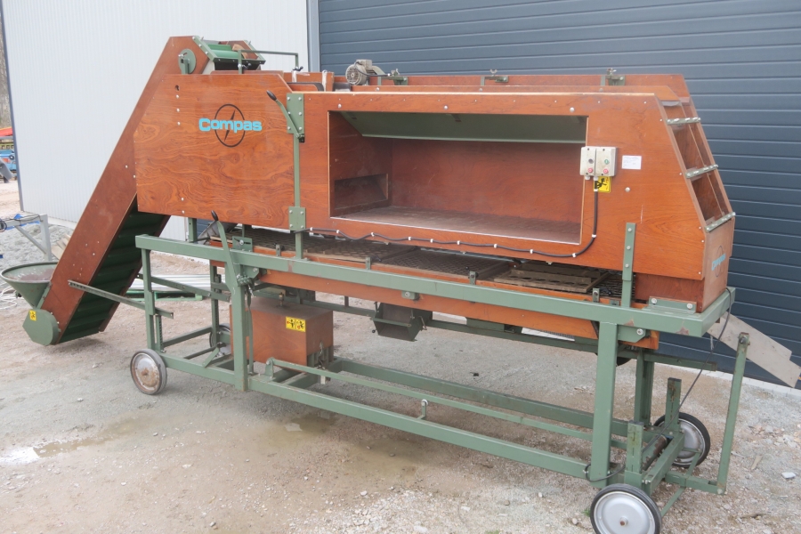 4640 Compas onion grader sorter AS 60