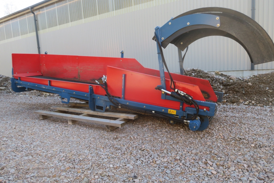 4641 Asa-Lift T-140B carrot harvester 4 ton bunker