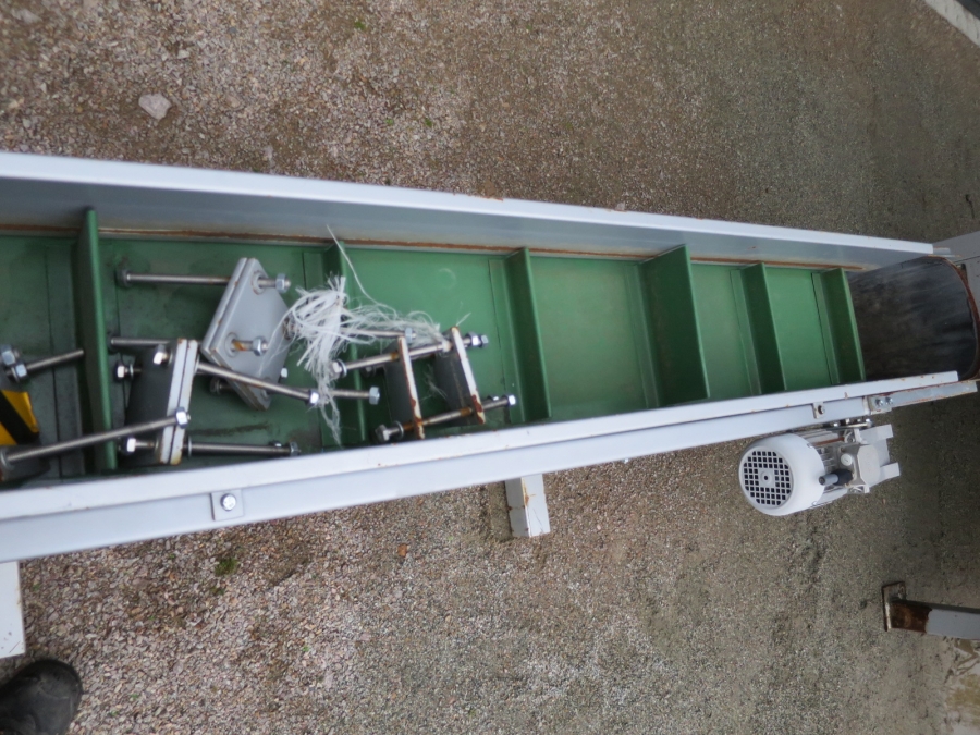 4644 Upmatic 2114VD Computer weigher 14 bucket