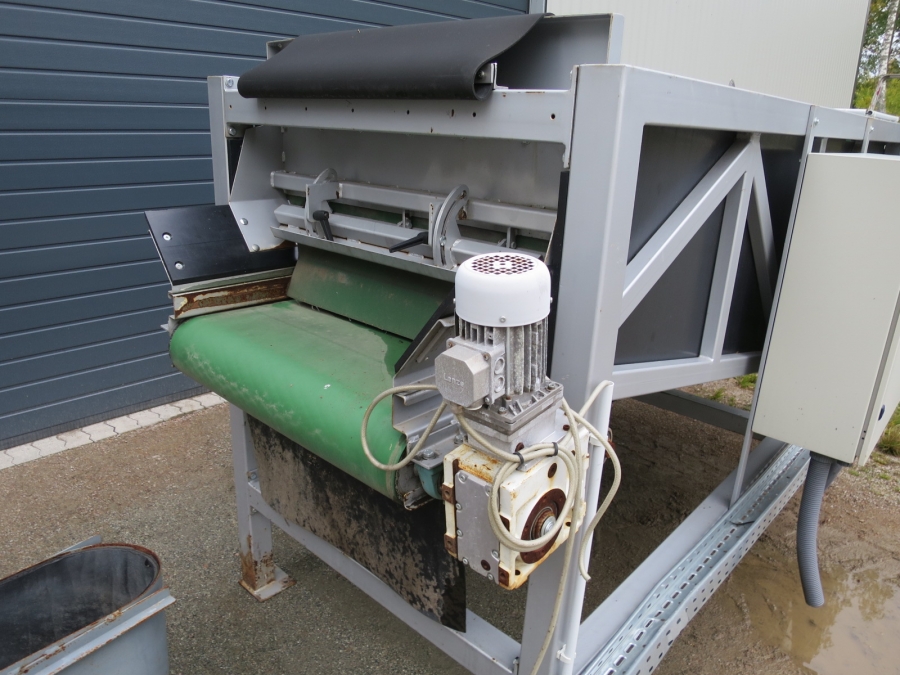 4644 Upmatic 2114VD Computer weigher 14 bucket