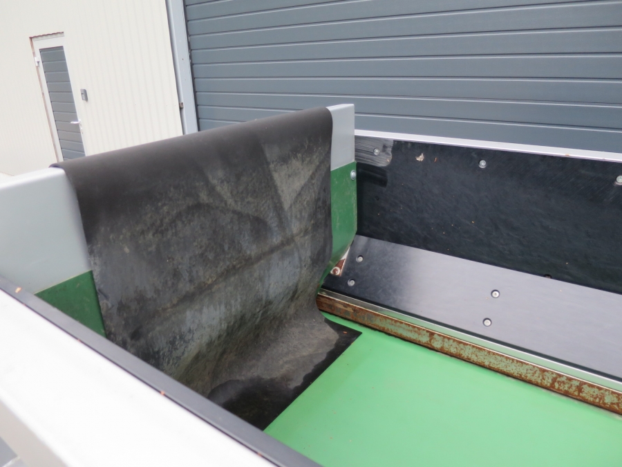 4644 Upmatic 2114VD Computer weigher 14 bucket
