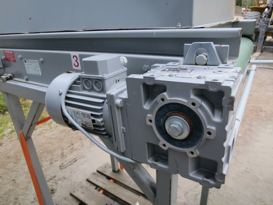 4644 Upmatic 2114VD Computer weigher 14 bucket