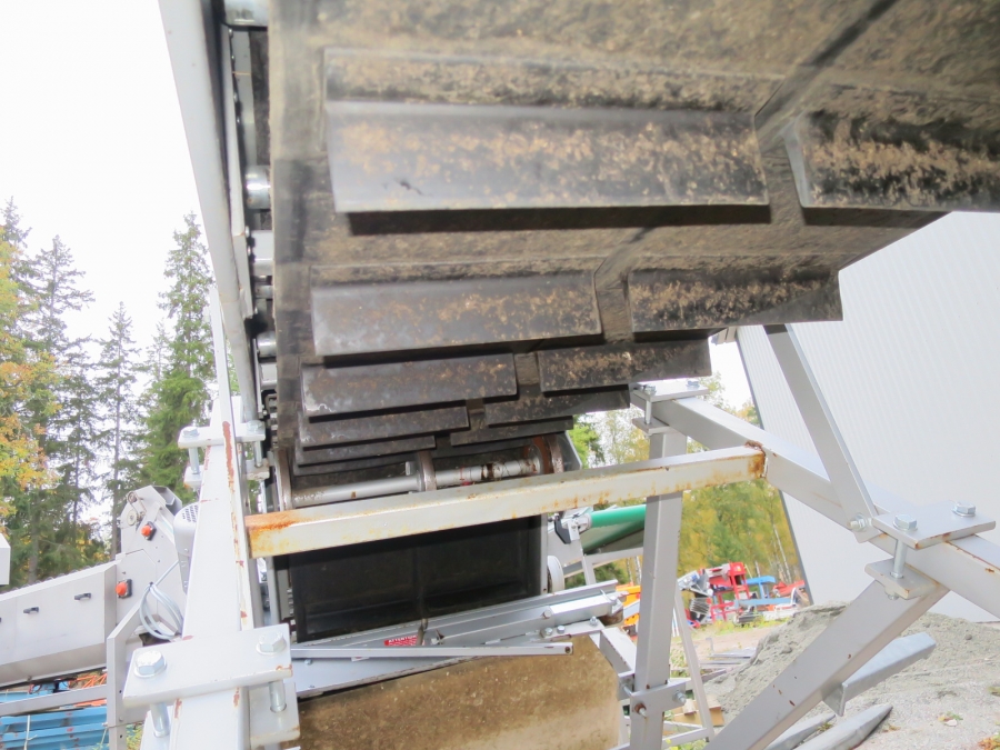 4644 Upmatic 2114VD Computer weigher 14 bucket