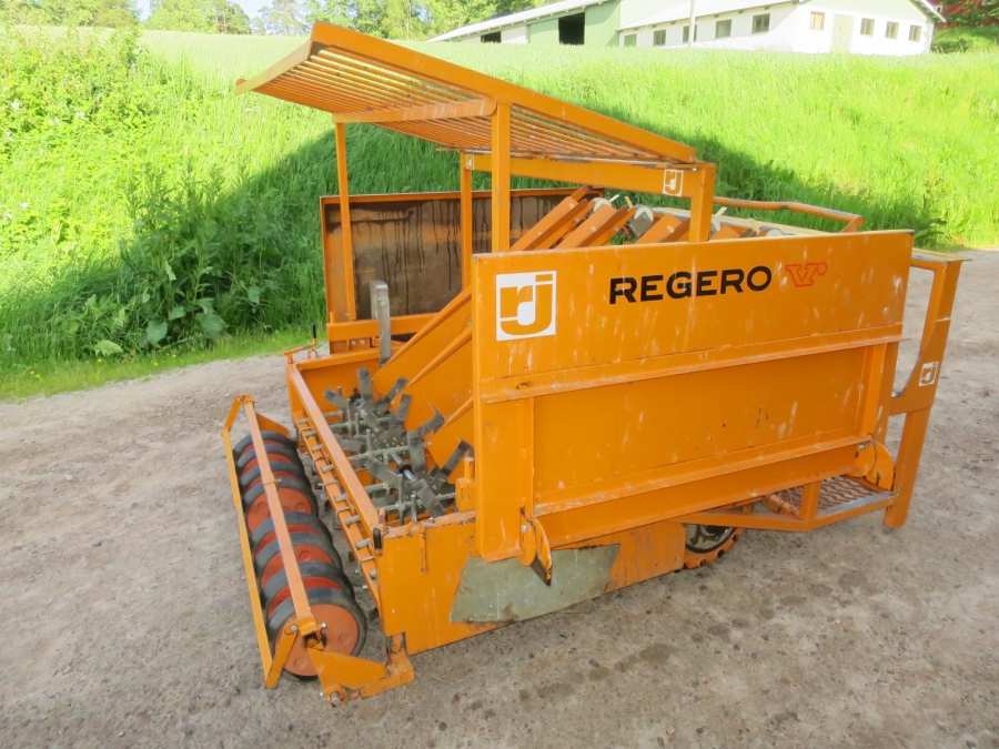 4655 Regero R860 Transplanter 4 row