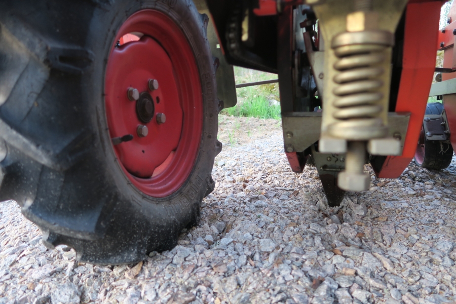 4657 Checchi & Magli Wolf 3 row