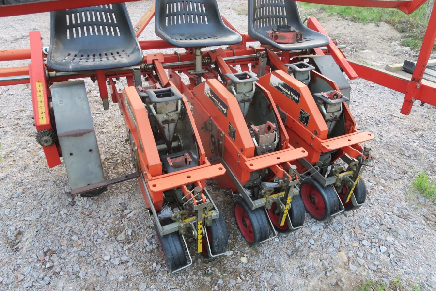 4657 Checchi & Magli Wolf 3 row